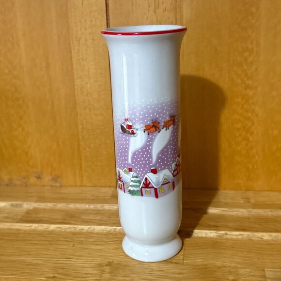 Vtg NWT Porcelain Christmas Bud Vase Basket Set Miniature Santa Sled 2 Piece Box - Picture 4 of 16